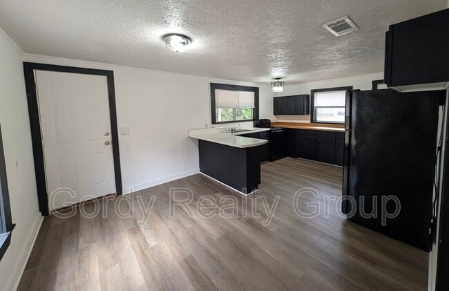 Building Photo - 5168 Abel Ln