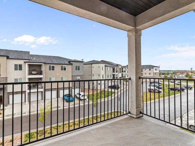 Building Photo - 13537 Commodus Dr