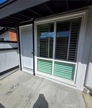 Building Photo - 1235 W Sycamore Ave