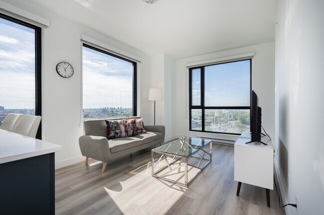 Photo du bâtiment - 1463 Av. Argyle