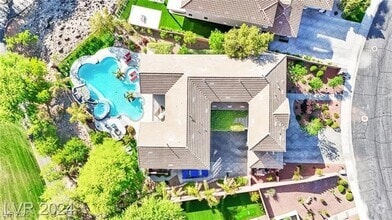 Building Photo - 415 Stone Lair Ct