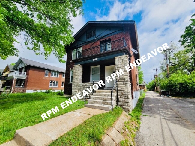 Foto del edificio - 4815 Anderson Ave