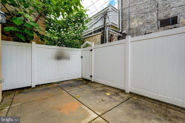 Foto del edificio - 906 S 12th St