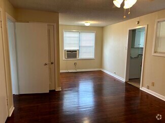 Building Photo - 4928 Avenue O