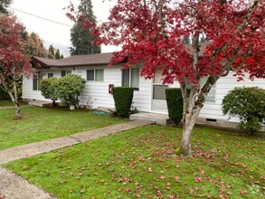 Building Photo - 37144 Gore Dr