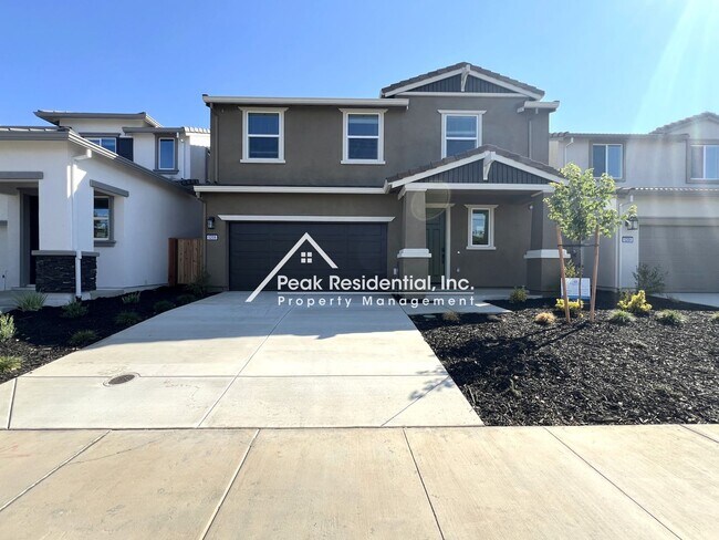 Foto del edificio - Brand New Sacramento 4bd/3ba Home!