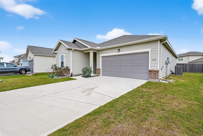 Building Photo - 1065 Long Bay Ct