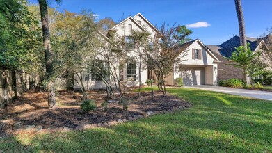 Building Photo - 3 N Fair Manor Cir