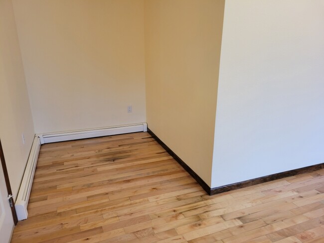 Main entrance cloth area - 6290 Wolff St