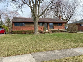 Building Photo - 1507 Granada Ave