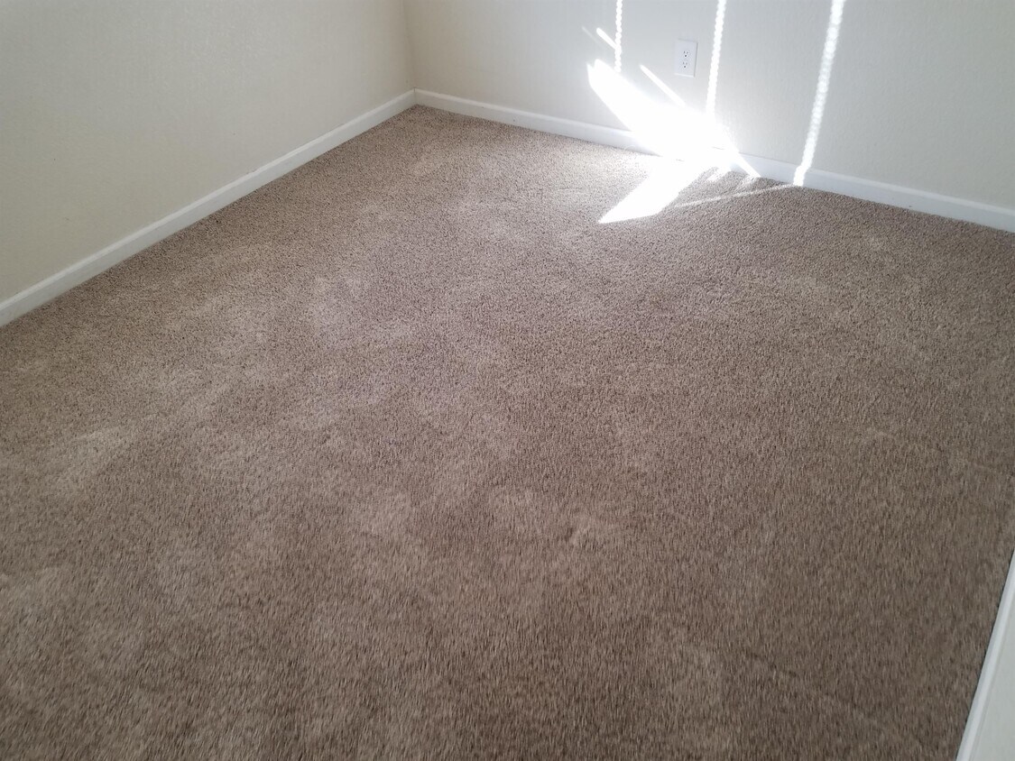 204-country-west-rd-cheyenne-wy-82007-townhome-rentals-in-cheyenne