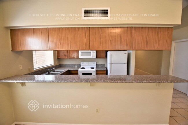 Building Photo - 9260 W Yucca St