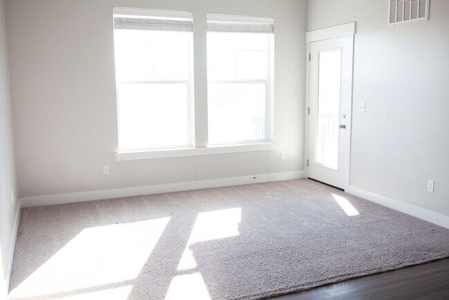 Building Photo - 3695 W 2280 North # D301 Lehi, UT 84043