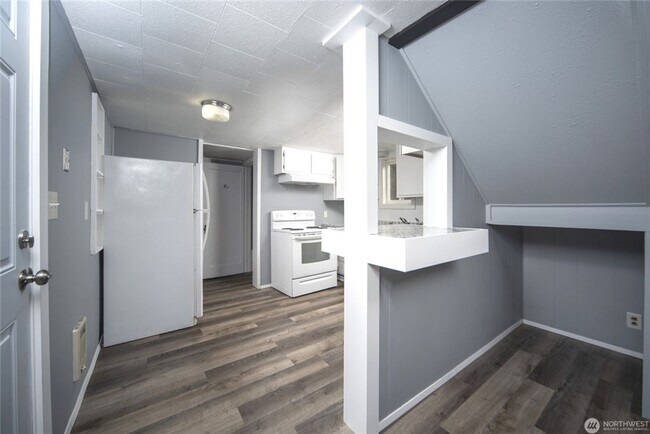 Foto del edificio - 302 S Walnut St