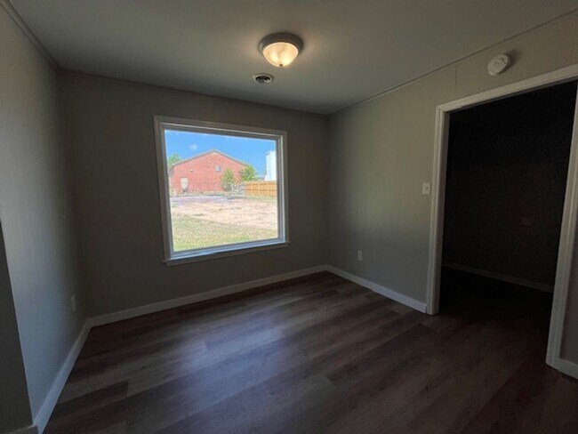Foto del edificio - Renovated 3 Bedroom 1.5 Bath Home for Rent!