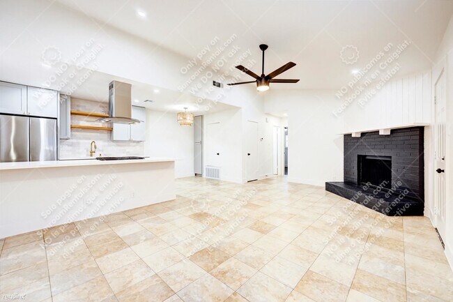 Foto del edificio - 2 br, 1 bath Duplex - 11411 Ptarmigan Dr A A