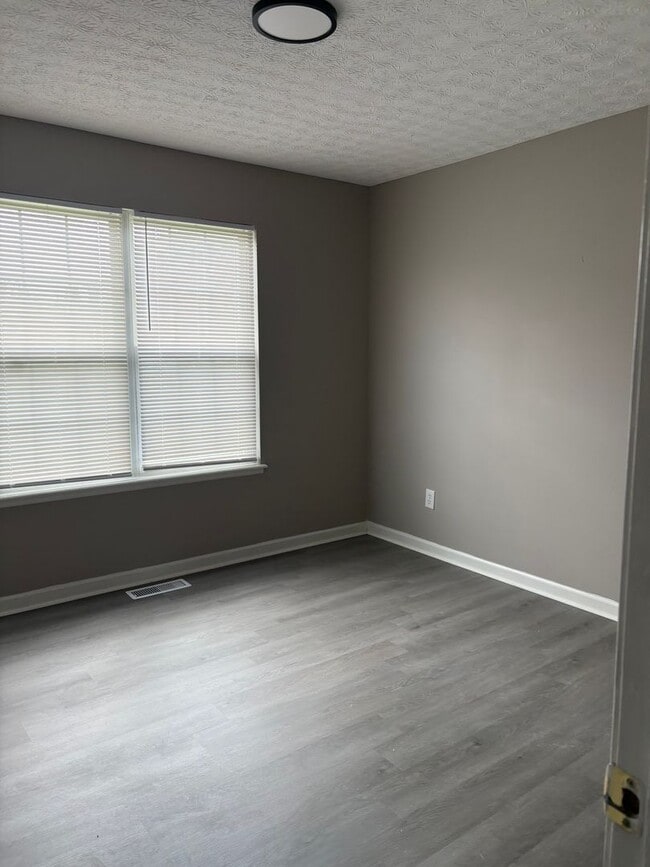 Building Photo - 109 Quail Ridge Cir