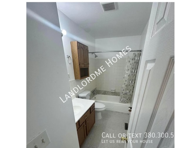 Building Photo - 1556 Meredith Dr