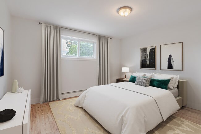 Building Photo - South Wortley Residences