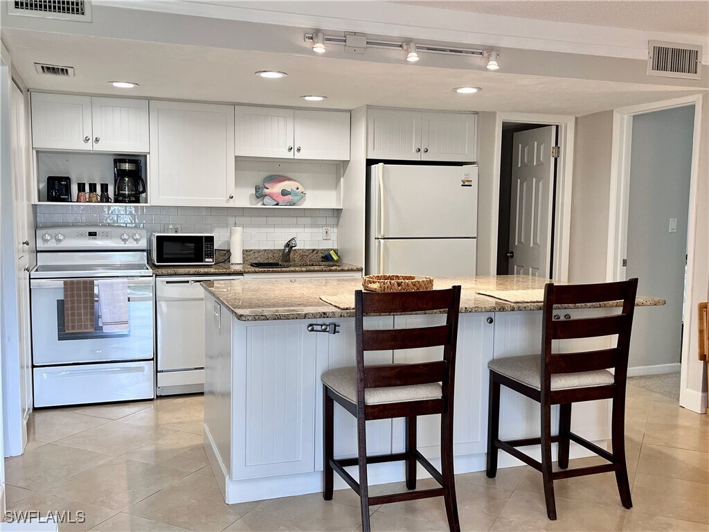 Foto principal - 216 Palm Dr