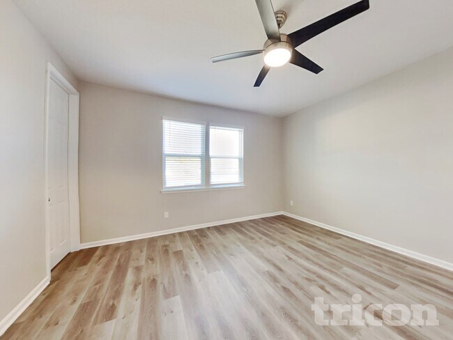 Building Photo - 3399 Traceland Oak Ln