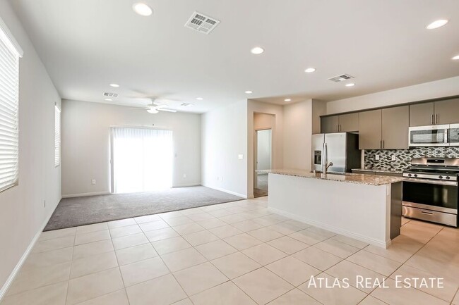 Building Photo - 1625 Guyot Ct