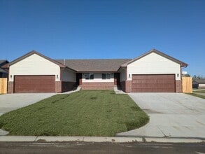 Building Photo - 9201 E Fox Pt Ct