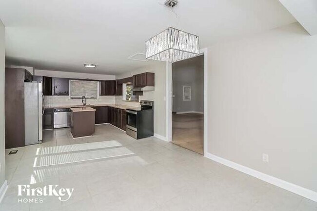 Building Photo - 6899 Yachting Way