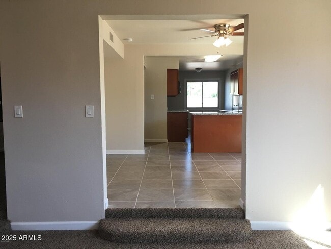 Building Photo - 1115 E Concorda Dr