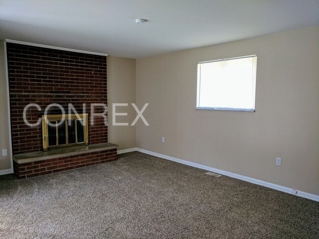 Building Photo - 506 Avon Oak Ct
