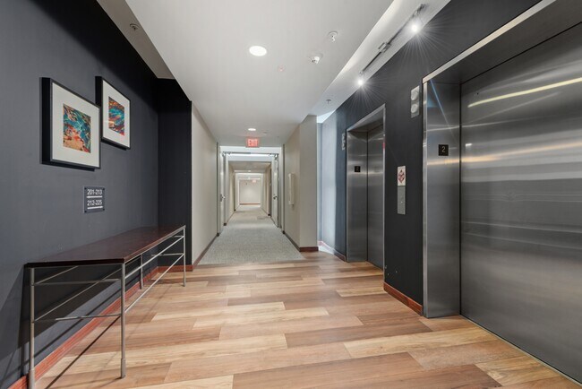 Building Photo - 1209 N Charles St