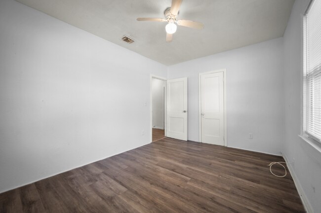 Foto del edificio - 1602 Wambolt St