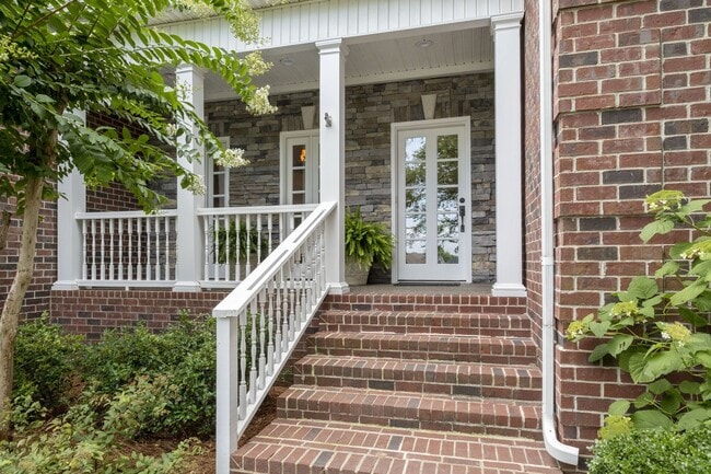 Photo - 1015 Crimson Clover Dr. House