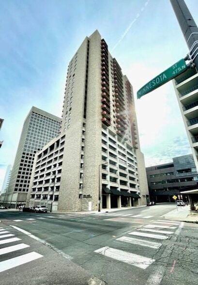Building Photo - 66 9th St E