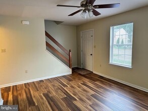 Building Photo - 408 Rockwood Dr