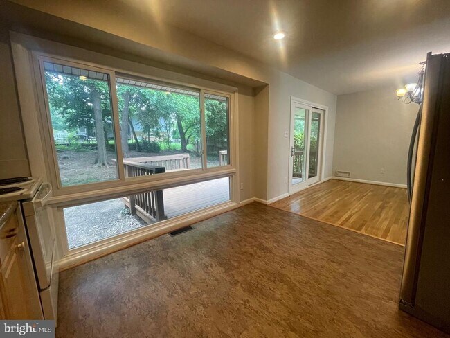 Foto del edificio - 4304 San Carlos Dr
