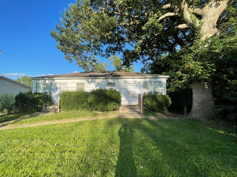 Primary Photo - 1707 S Lee's Summit Rd