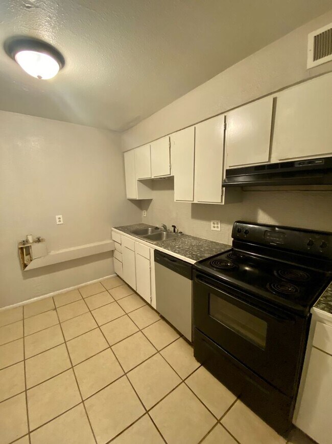 Foto del edificio - 4613 Belton Ave