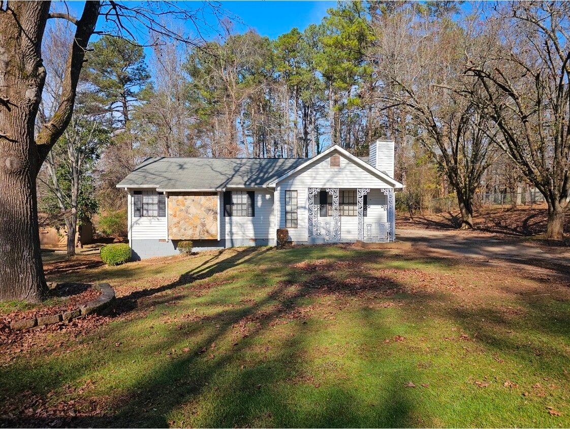 Photo - 3126 Caliente Ln (Rex, GA)