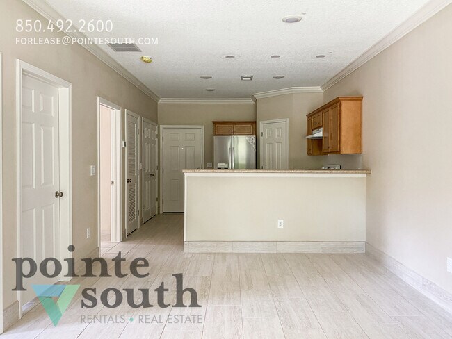 Foto del edificio - 2425 E Johnson Ave