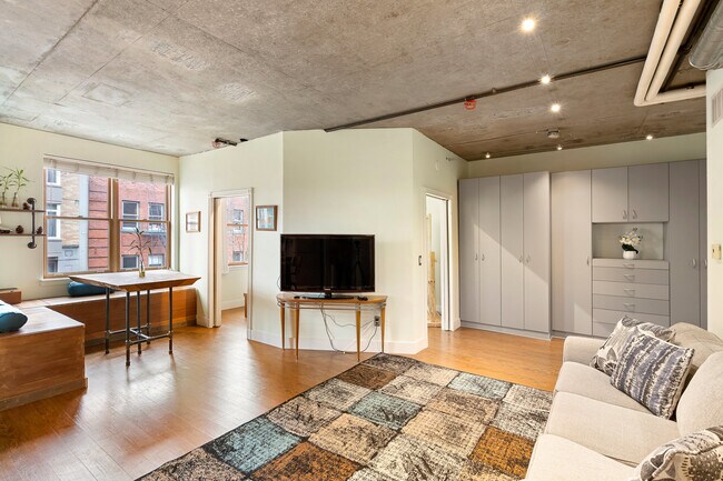 Foto del edificio - 411 NW Flanders St
