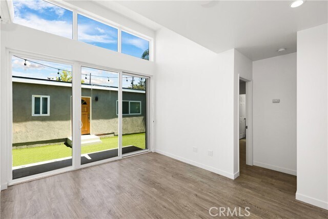 Foto del edificio - 592 N Cambridge St
