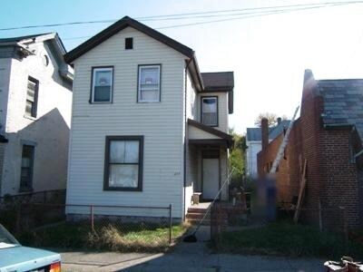 Foto principal - 320 S 5th St
