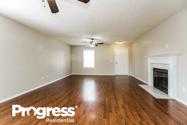 Building Photo - 2107 Carlton Ln