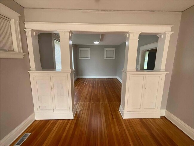 Foto del edificio - 8603 Park Ln