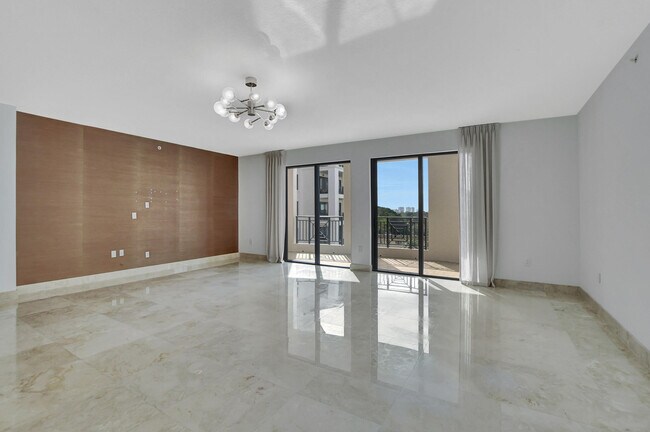 Foto del edificio - 200 E Palmetto Park Rd