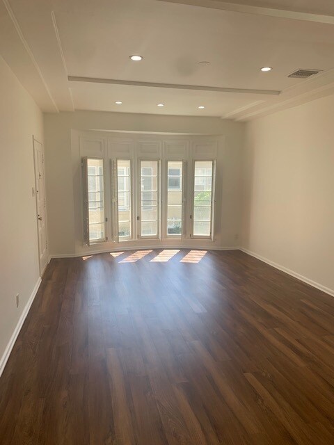 Foto principal - 138 S Reeves Dr