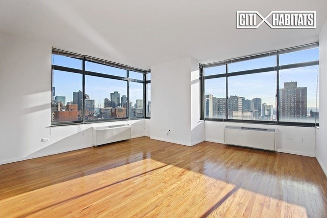 Building Photo - 344 3rd Ave