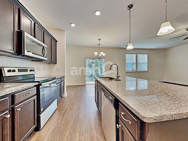 Building Photo - 129 Sweetgum Drive