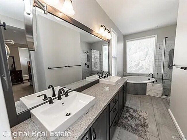 Building Photo - 4 br, 4 bath House - 10570 Winterflower Way